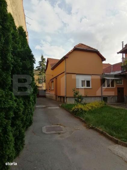 Casa de locuit si spatii comerciale , zona centrala - 8