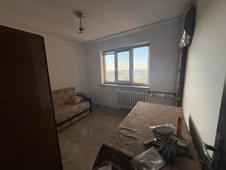 Apartament 3 camere, decomandat, 70.4 mp, Calea Bucuresti, Zona Institut - 3