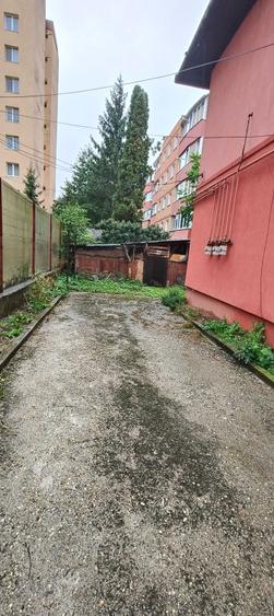 Vand Garsoniera in casa - 2