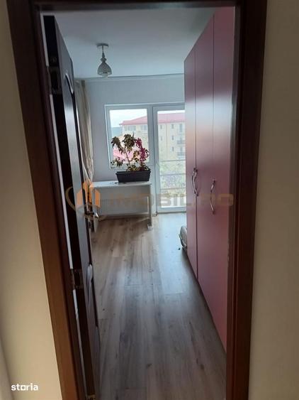 Apartament la casa + curte, 4 + camere - Valea LupuluiDeosebit (pret n - 12