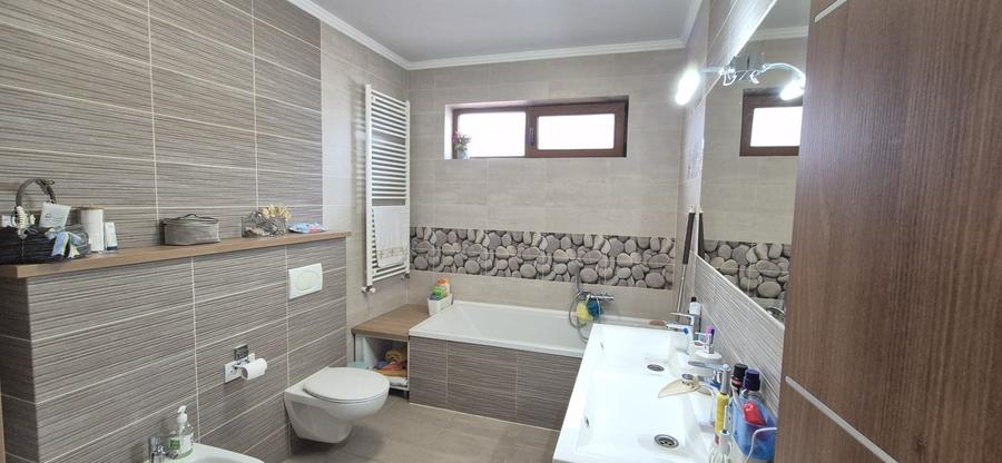 Casa individuala noua cocheta Sanpetru - 4