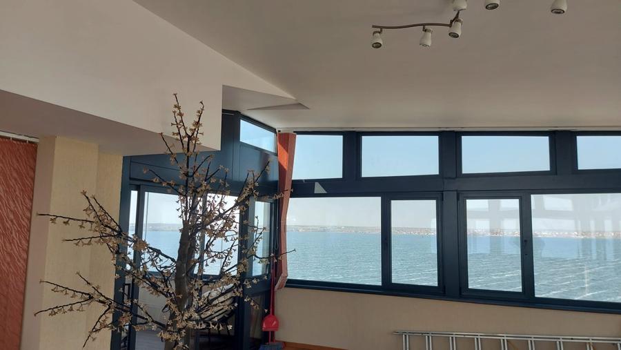 Unicat! Penthouse Mamaia Central - 690.000 euro (E8) - 42