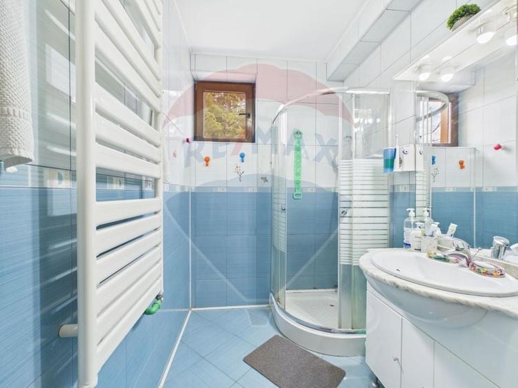 Casă / Vilă cu 6 camere de vânzare - 22