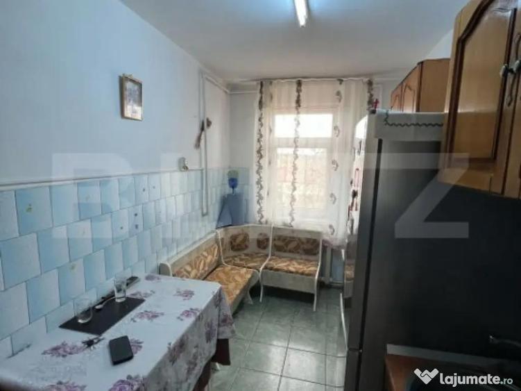 Apartament ultra-spatios de 3 camere, decomandat, 80 mp - 8