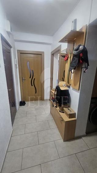Apartament 3 camere în zona PIATA 14 IULIE - 20