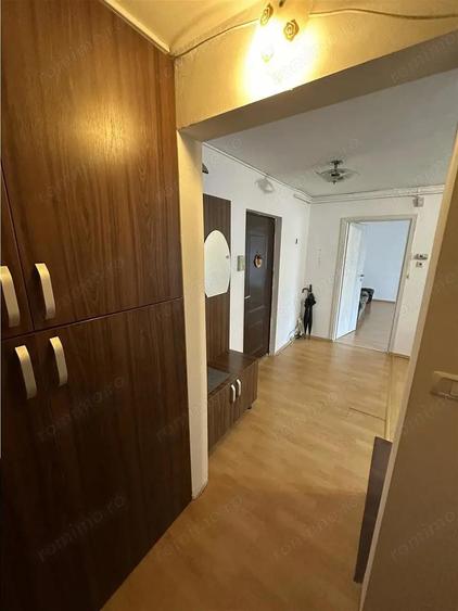 Decomandat centrala proprie Bucovina - 2