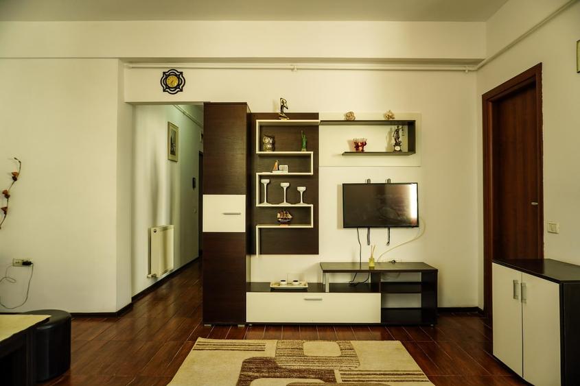 Apartament cu 2 camere decomandat în Năvodari
