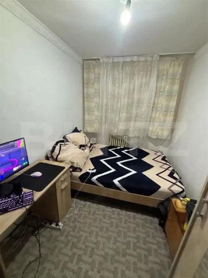 Apartament 3 camere,55mp, Vest - 9 mai - 6