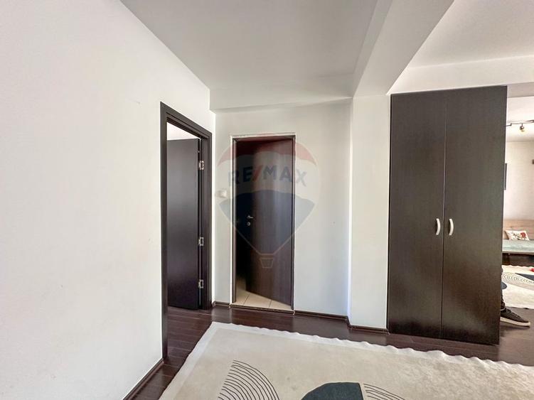 Apartament cu 3 camere Vasile Aaron - 7