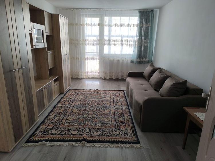Apartament de inchiriat - 1