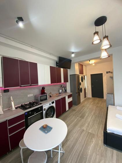 Garsoniera spatioasa -vedere  mare - 30 m de plaja  -str.B2 Nautic Mamaia Nord - 11