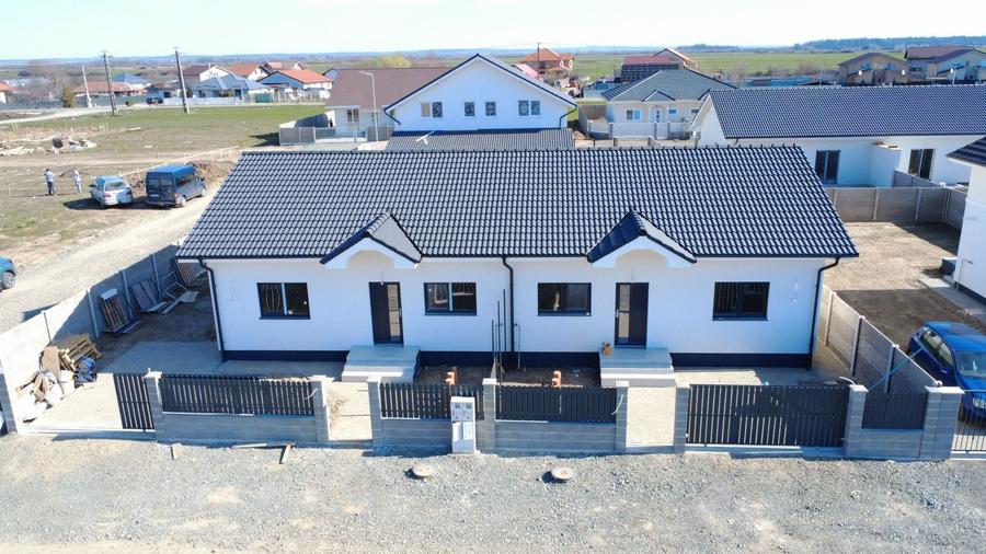 Duplex finalizat in Bucovat - 0% Comision - 1