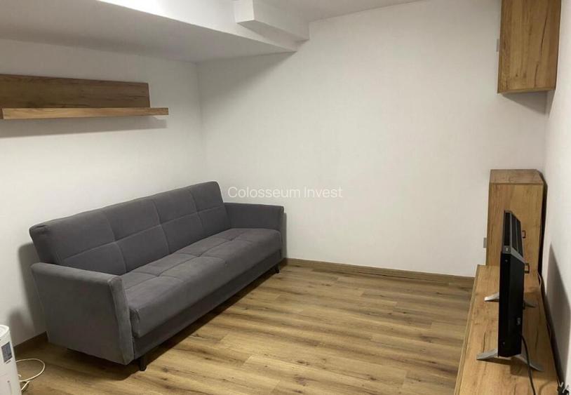 Apartament 2 camere, semidecomandat - zona Brasovul Vechi Apartament 2 camere, semidecomandat - zona Brasovul Vechi
