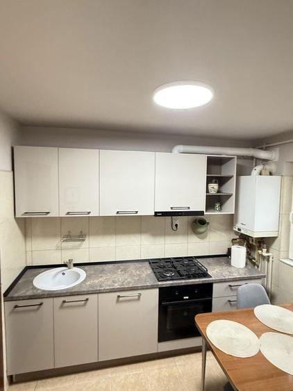 De vanzare Apartament 2 Camere Ultracentral Zona KAUFLAND ICIL - 3
