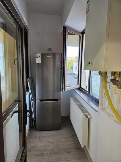 Apartament cu 2 camere decomandat în Palat