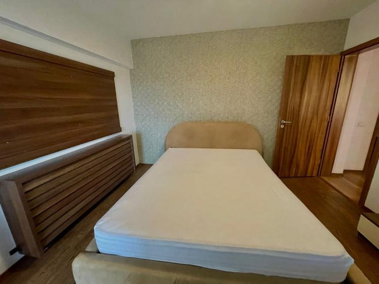 Apartament cu 3 camere- Podul de fier-Bloc Nou - 9