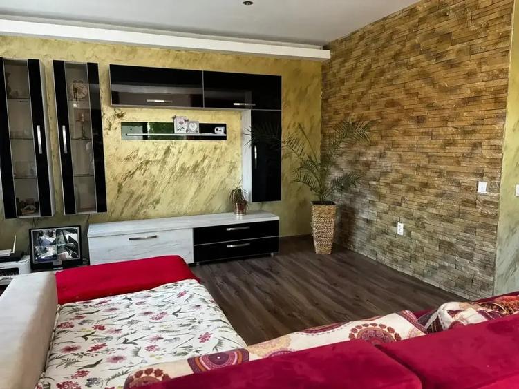 Vila 4 camere de vanzare/inchiriere curte 707 mp- Crevedia - 11