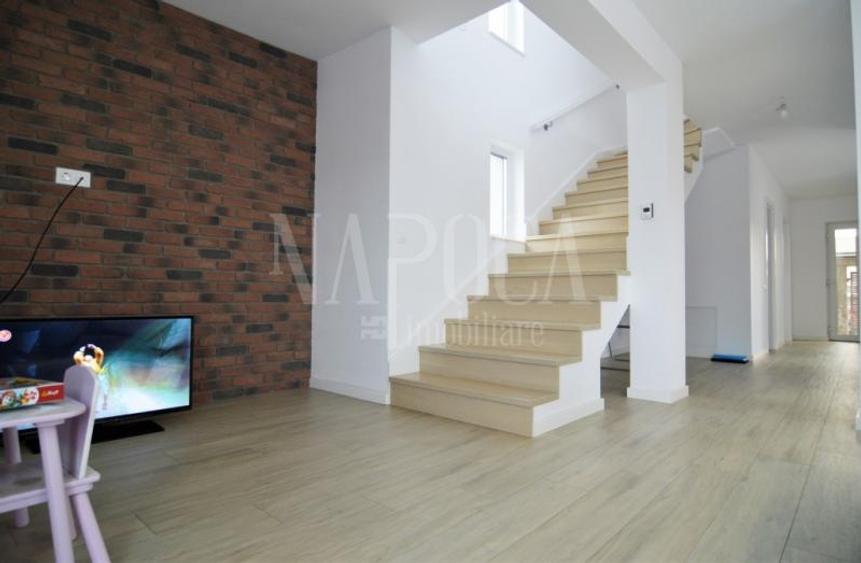 Casa 5 camere de vanzare in Floresti - 9