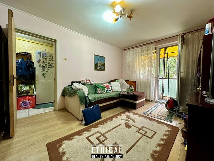 Apartament cu 2 camere semidecomandat, mobilat în Gorjului