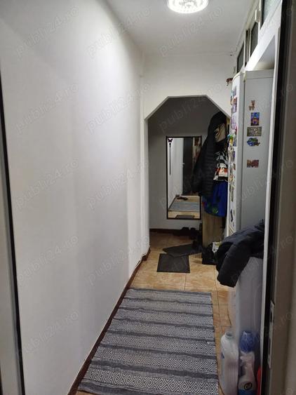 Vand apartament cu 2camere etaj 3 sau schimb cu apartament cu 3 4 camere - 1