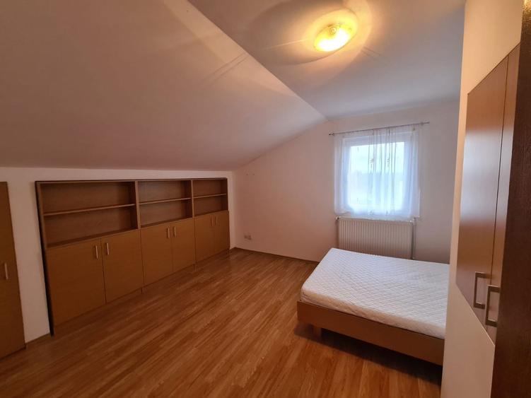Apartament de inchiriat, 3 camere, la mansarda, decomandat Valea Aurie - 6