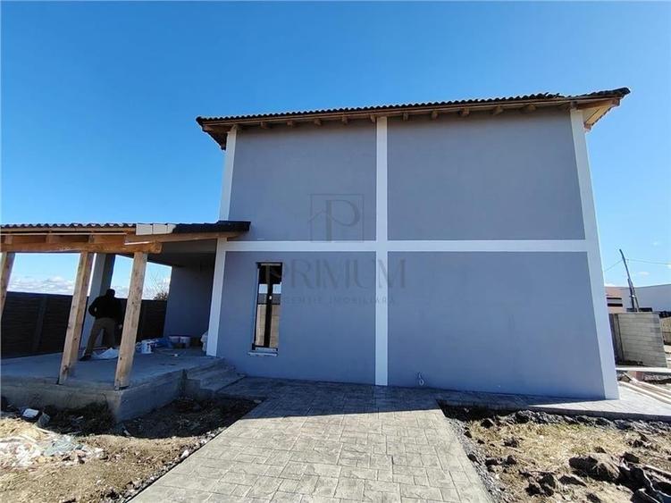 Duplex in zona excelenta - 4 camere - toate utilitatile. - 3