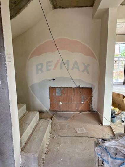 Vila frumoasa cu 5 camere, 700 mp currte si pompa de caldura - Saftica - 13