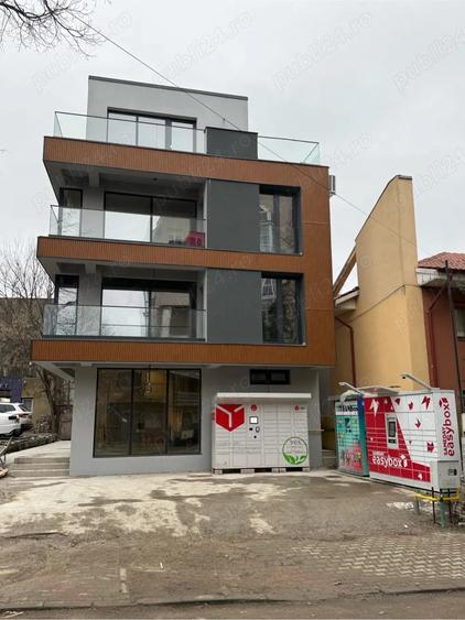 Inchiriez Spatiu comercial si spatiu de birouri langa Primaria Vaslui - 1