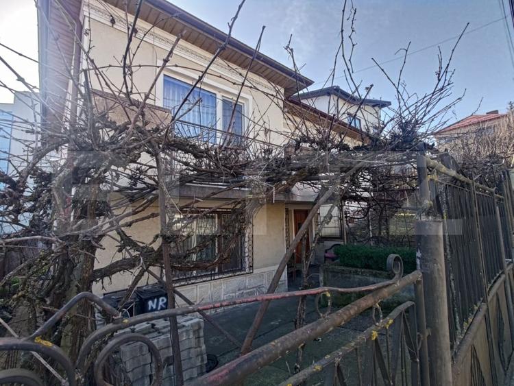 Oportunitate ! Casa renovabila, 176 mp, teren de 530 mp, zona Andrei Muresanu! - 2