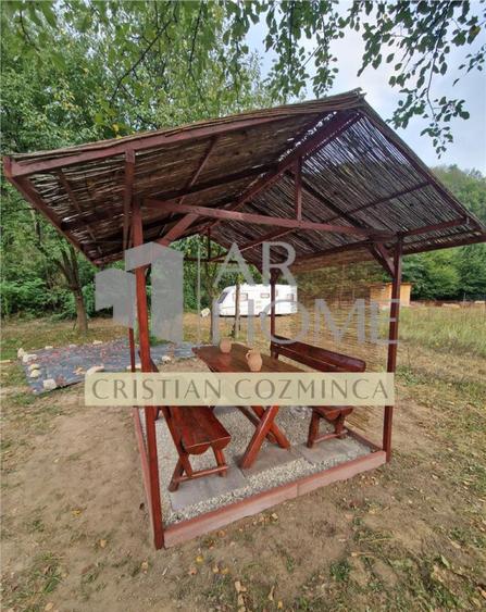 Teren cu constructii Cosmina de Sus - Foisor, baie, cabanuta - 10