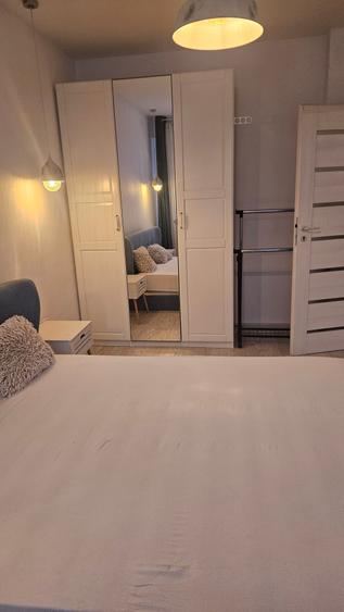 Militari Residence, Tineretului 24 - 7