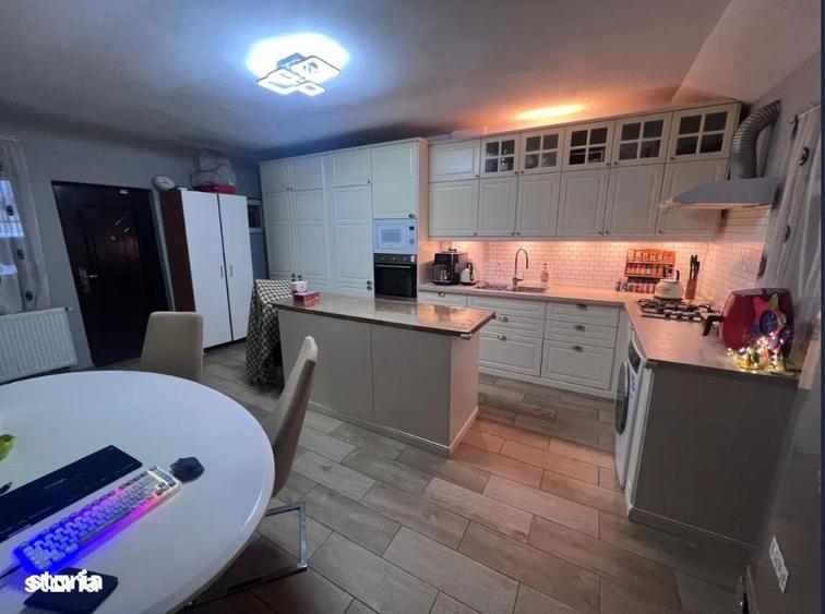 Casa de vanzare/ Ilfov- Afumati/ 8 camere - 5