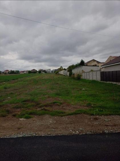 TEREN DE VANZARE | VALU LUI TRAIAN | 1000 MP - 1