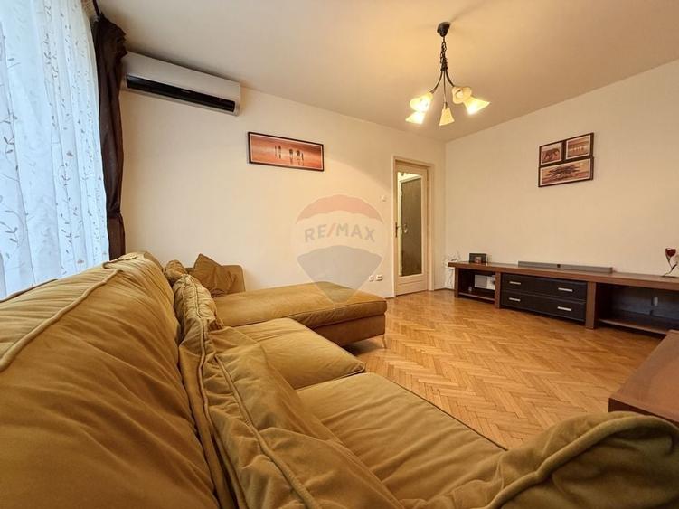 Apartament cu 3 camere de vânzare în zona Iancului - 1