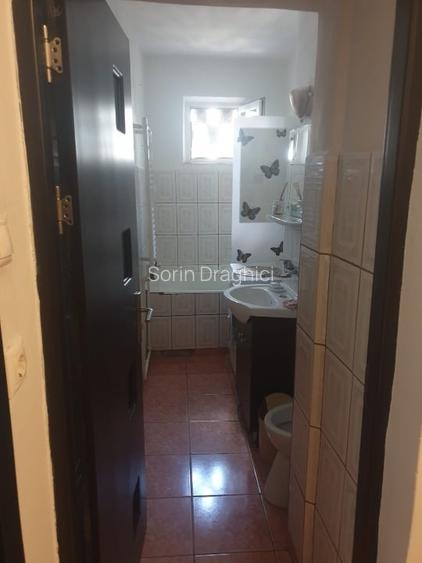 2 camere zona Groapă