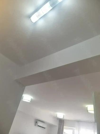 Inchiriez apartament - 2