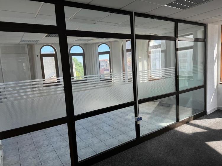 PROPRIETATE DE COLECTIE – VILA NEOROMANEASCA IN CEA MAI DORITA ZONA A CONSTANTEI - 8