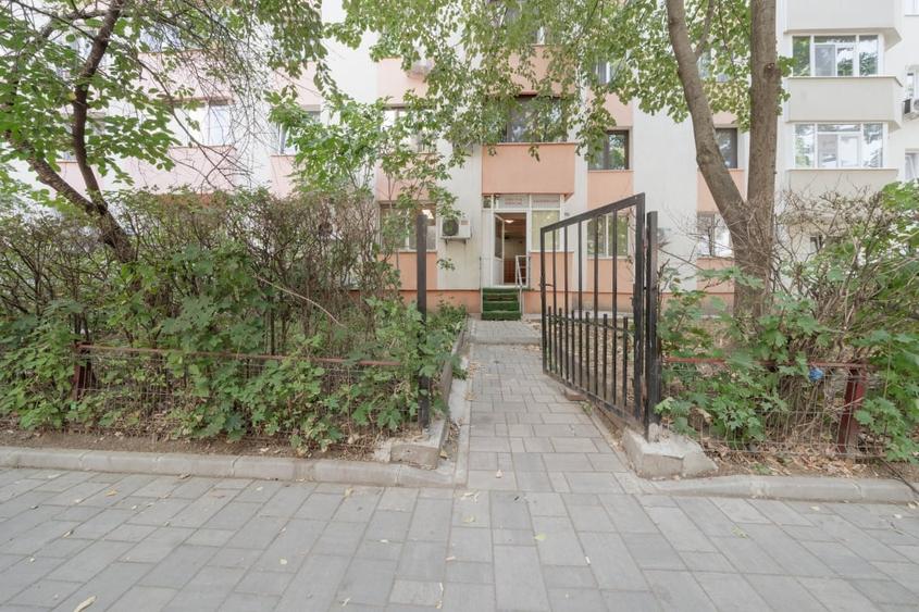 Spatiu comercial/rezidential*Centrala proprie*Parter*Acces stradal*Bloc 1981 - 14