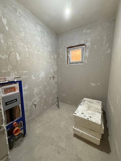 Casa individuala, 4 camere, 2 bai, 110 mp utili, 408mp teren in Utvin - 11