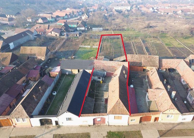 Casa 3 camere si 1400 mp teren in Brateiu - jud. Sibiu - 12