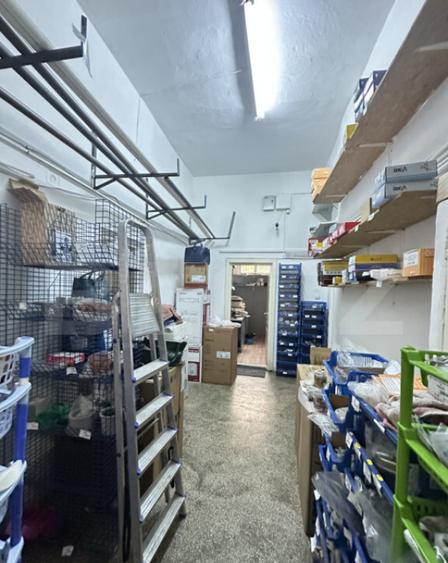 Spa?iu comercial de inchiriat, zona Decebal pozi?ie e - 3
