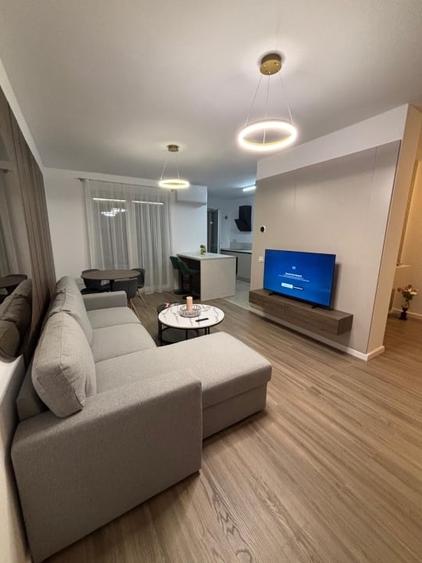 Apartament cu 2 camere decomandat, mobilat în Iris
