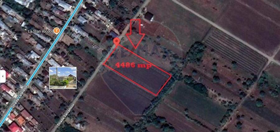 Teren intravilan ,4486mp in Gologanu - 3
