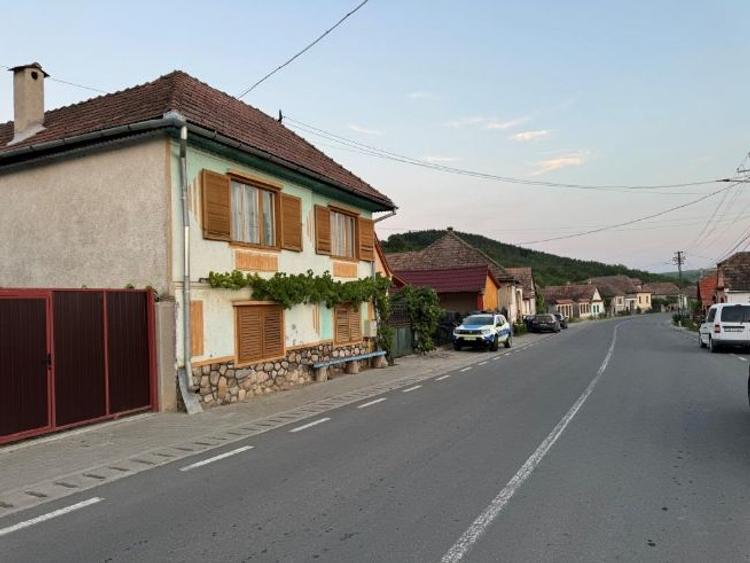 Vand casa parter+ etaj in Pauca la soseaua principala! - 9