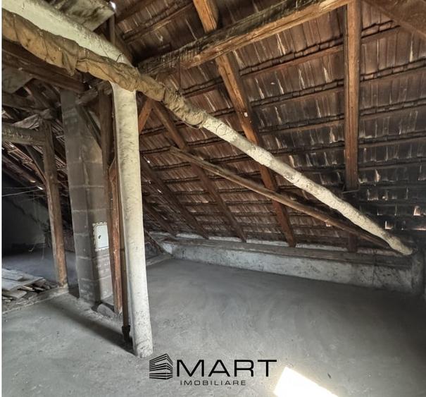 Casa  5 Camere 160 mp, zona  Aurel Vlaicu - 19