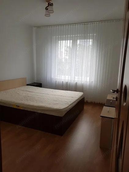 Ap cu 3 camere decomandate complex studentesc - 4