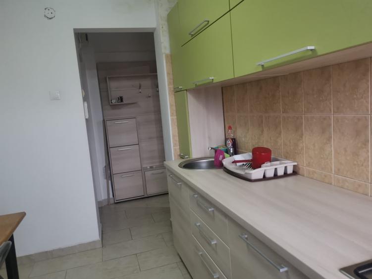 2 camere Fratii Golesti, etaj 1, finisaje medii, mobilat! - 12