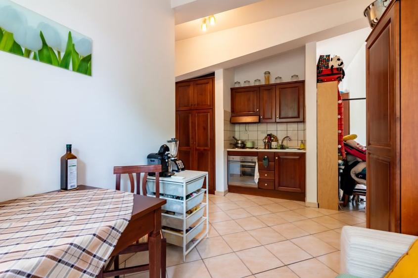 Com0%| Cladire multifunctionala Unirii– Hotel Piri | 9 studiouri independente - 13