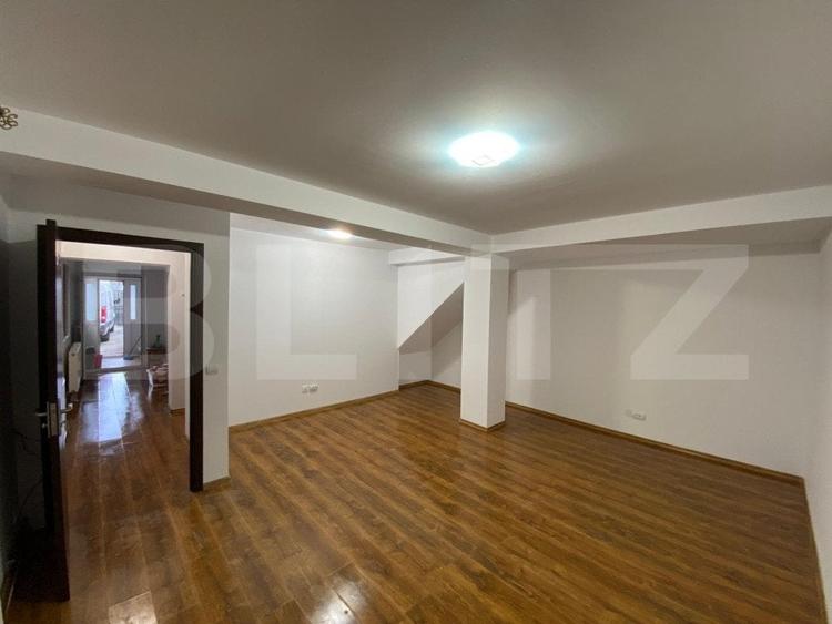 Casă P + 1, 4 camere, 117 mp, teren 261 mp, Rovine - 2