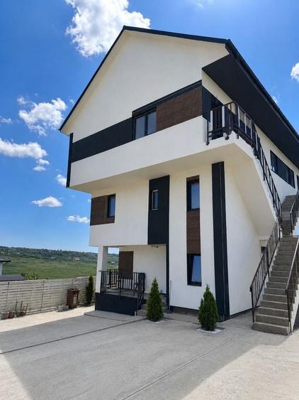 Apartament cu 3 camere în Valea Lupului